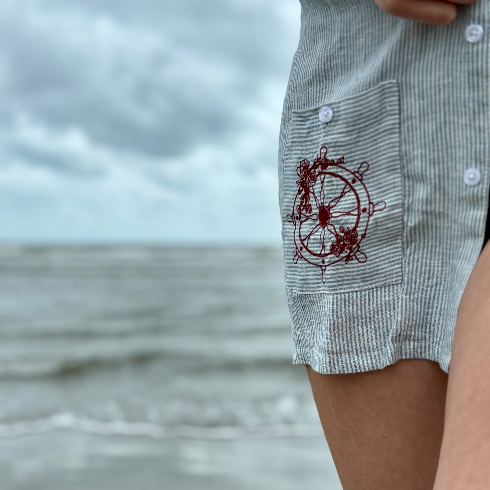 Anchor Linen Button Up