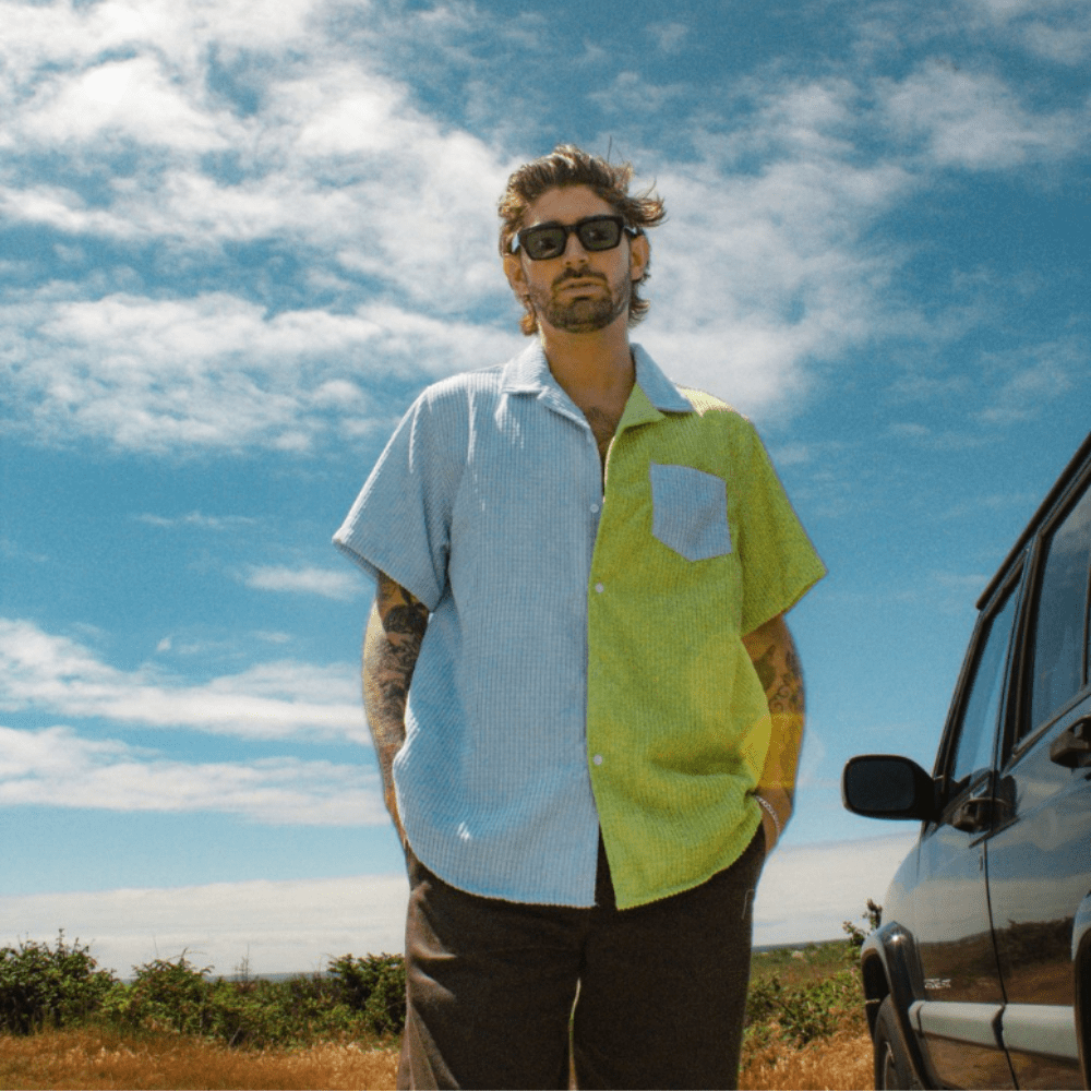 Palma Curduroy Resort Shirt - Red Collar